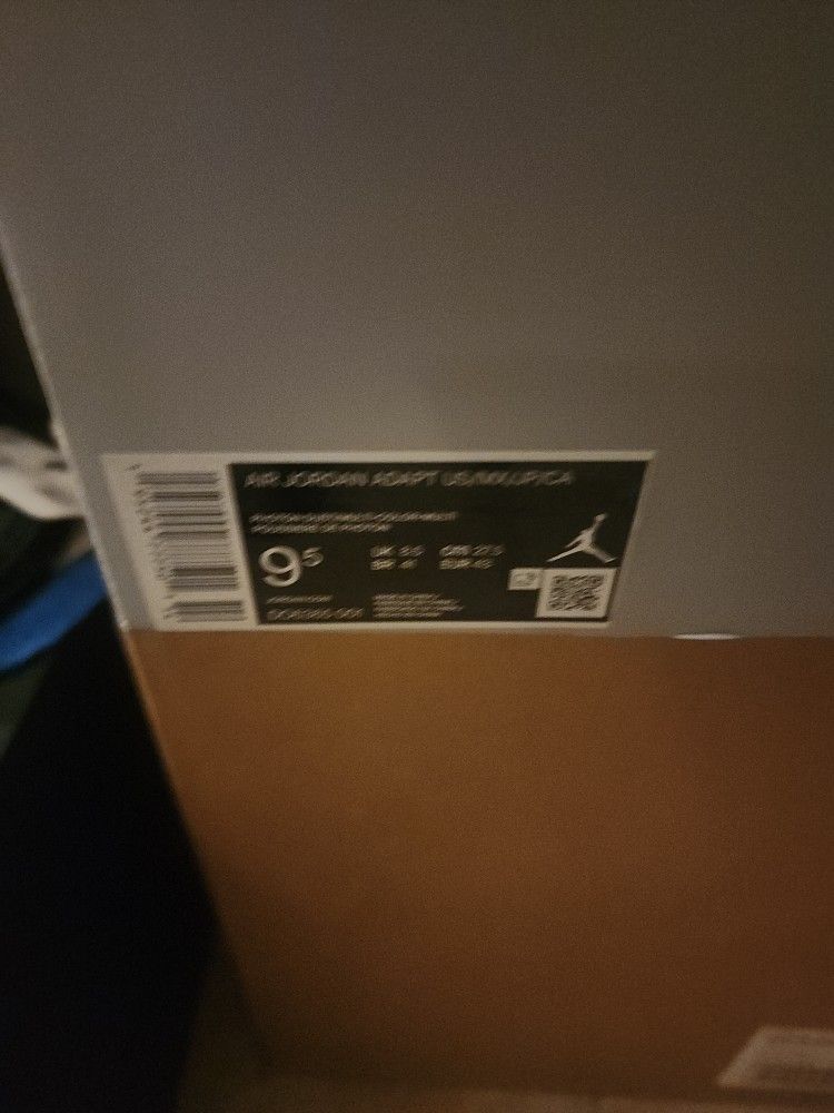 Jordan 11 Legend