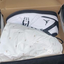 Jordan 1 Flights Mid 