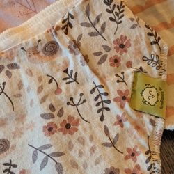 8 pack KeaBabies Bandana Bibs (Girl)