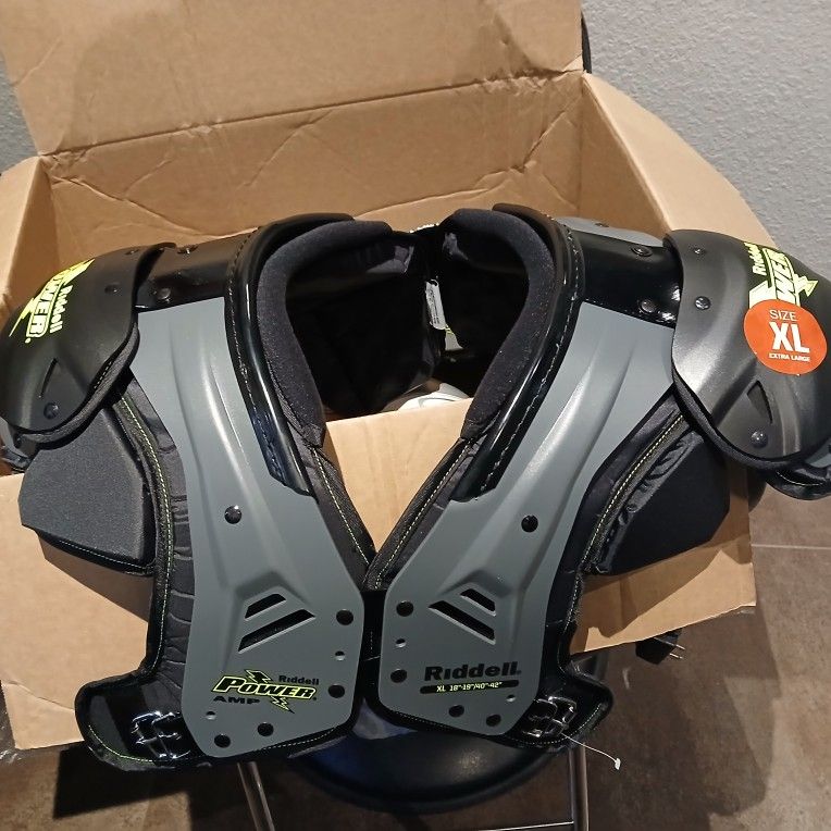 (NEW) Riddell Football Shoulder Pads