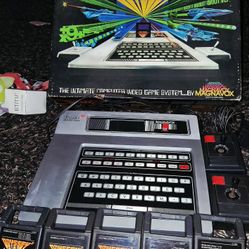 Vintage ODYSSEY2 by MAGNAVOX video Game Console 5games