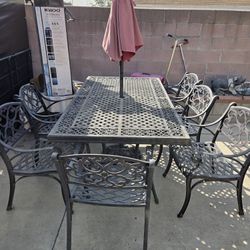 table And Chairs 