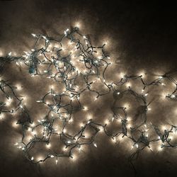 1 Strand Of 200 Miniature White Christmas Lights Indoor/outdoor