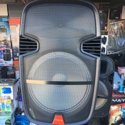 15 Inc Rechargeable Bluetooth Speaker/aux/fm/USB And SD Port/microphone For Karaoke/brand New!!