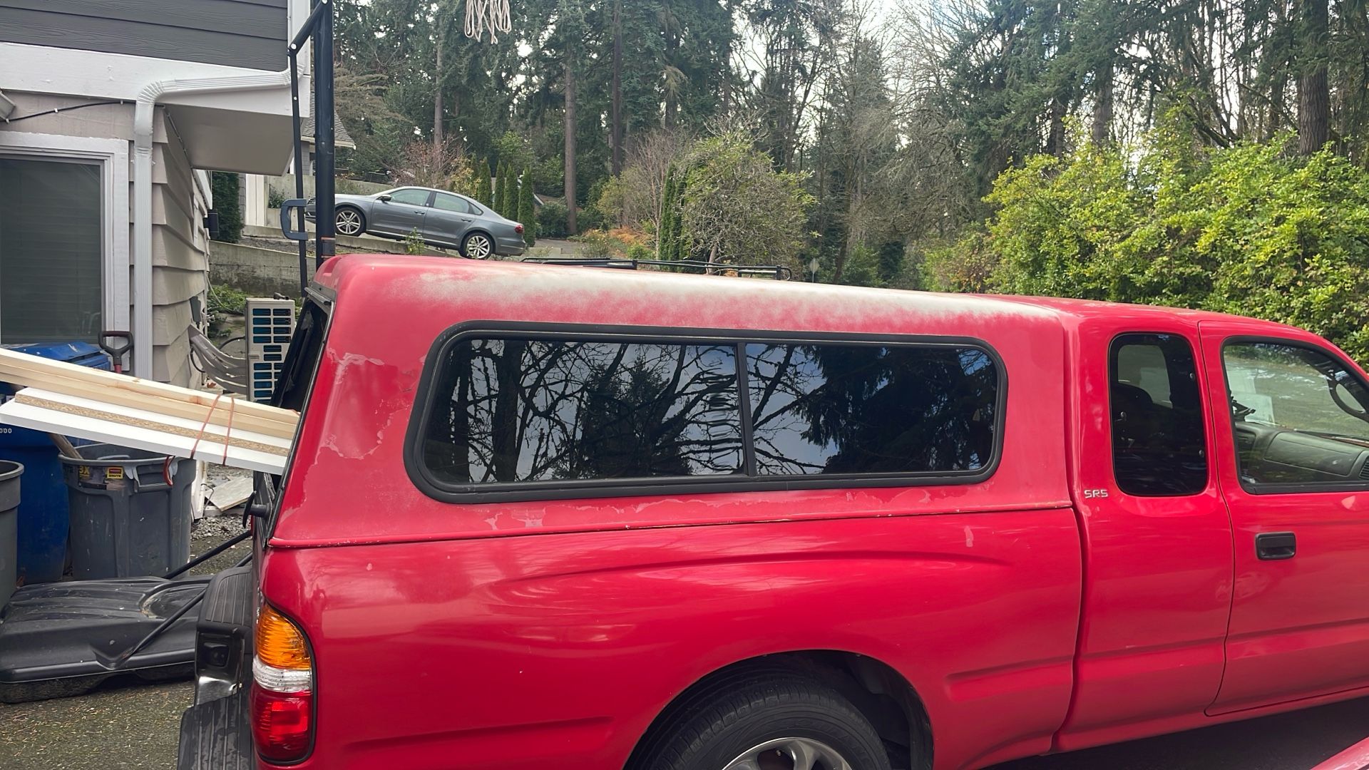 Truck Canopy ( Off From 2001 Toyota Tacoma)