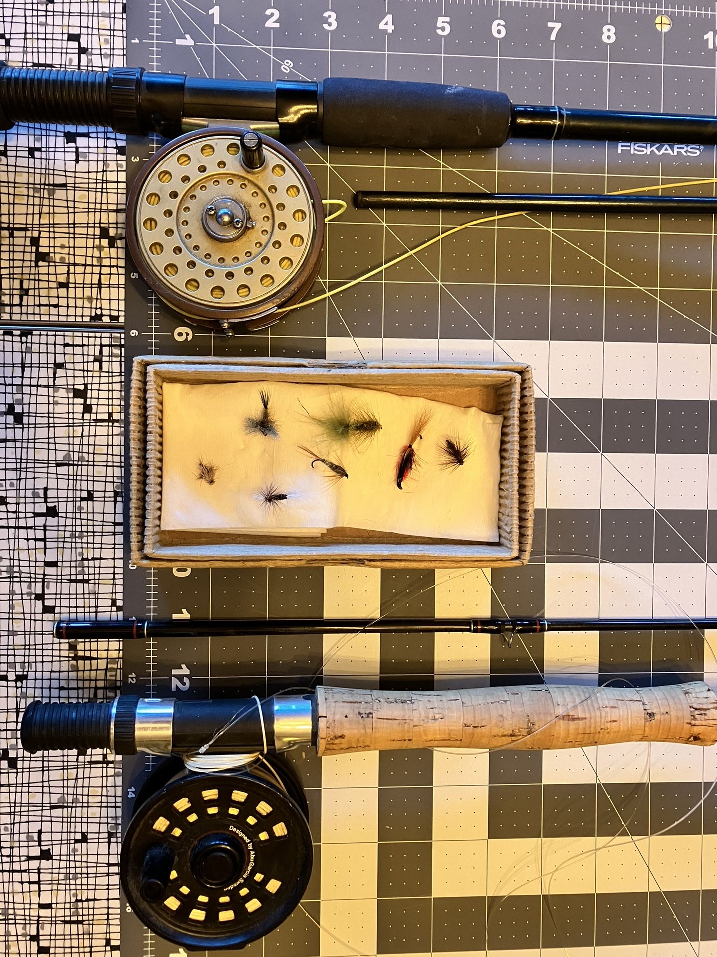 Fly Fishing Vintage Lot Eagle Claw And Abu Garcia Reels