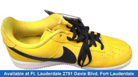 Nike 823511-701 Yellow