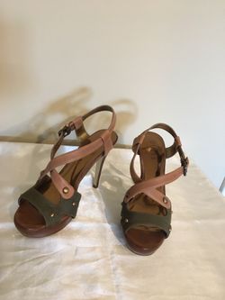 High Heels- Guess Brand, Leather