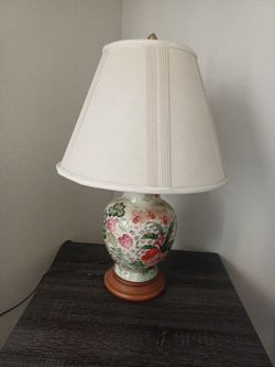 Ceramic table lamp