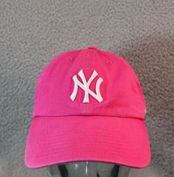 New York Yankees Hat Cap Strap Women OS Dark Pink MLB '47
