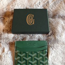 Green Card Holder