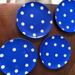 TAG 4 Plates Ceramic blue White Polka Dot Luncheon Appetizer Salad Dessert 9.25”  Measurements are approximate  These were a wedding gift. I’m not sur