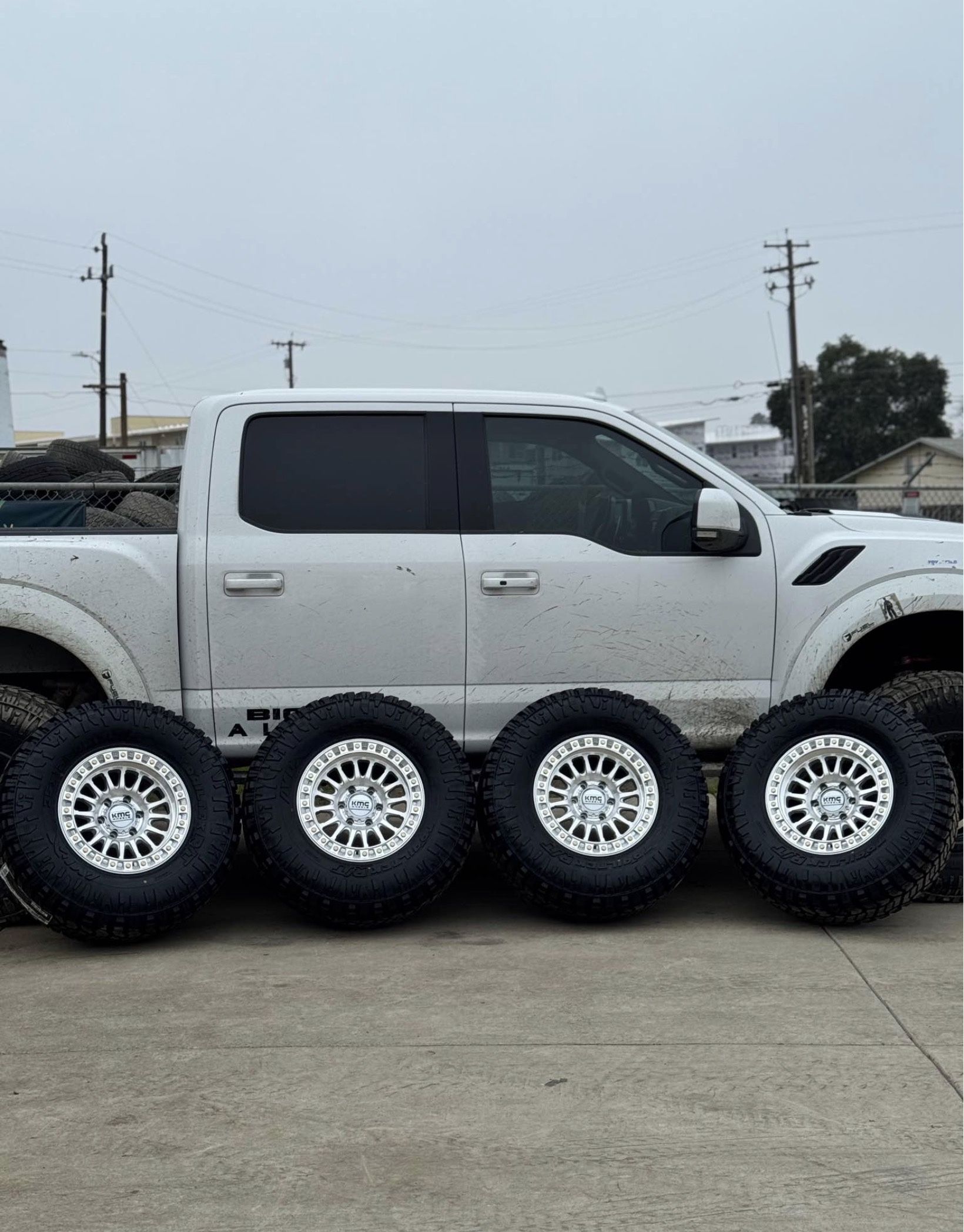17” Kmc Wheels w/ AVIX Off-Road Tires – 6×139.7