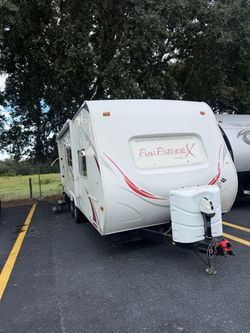 2010 Fun Finder rv 210