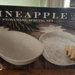 Stoneware 2pc Serving Set White Embossed Pineapple Bowl & Platter