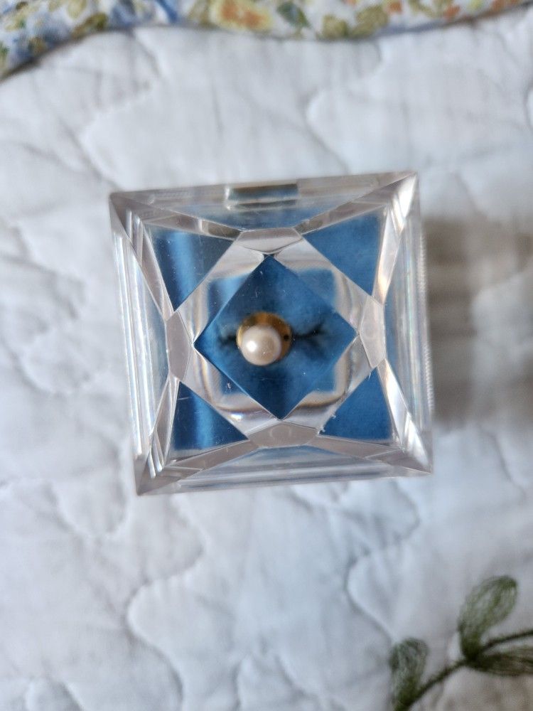 Pearl Tie Pin