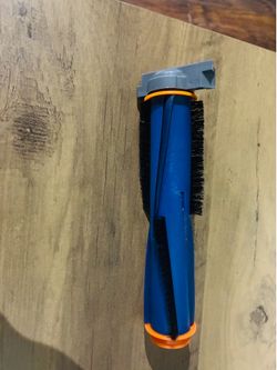 Shark Vacuum Roller