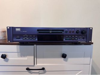 HHB CDR-850 Professional Compact Disc Recorder Player( No Remote)