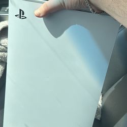 Playstation 5 Console (PS5) With Disk 