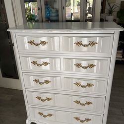 Dresser TALLBOY  Bassett furniture