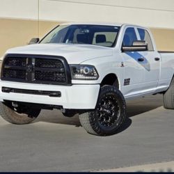 2012 Ram 2500 Crew Cab 4x4 • 85K Miles • 5.7 HEMI • Lifted • Clean
