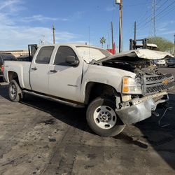 2013 SILVERADO HD PARTS ONLY