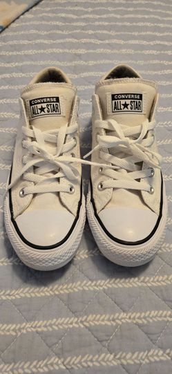 Women's size 8 All Star Converse