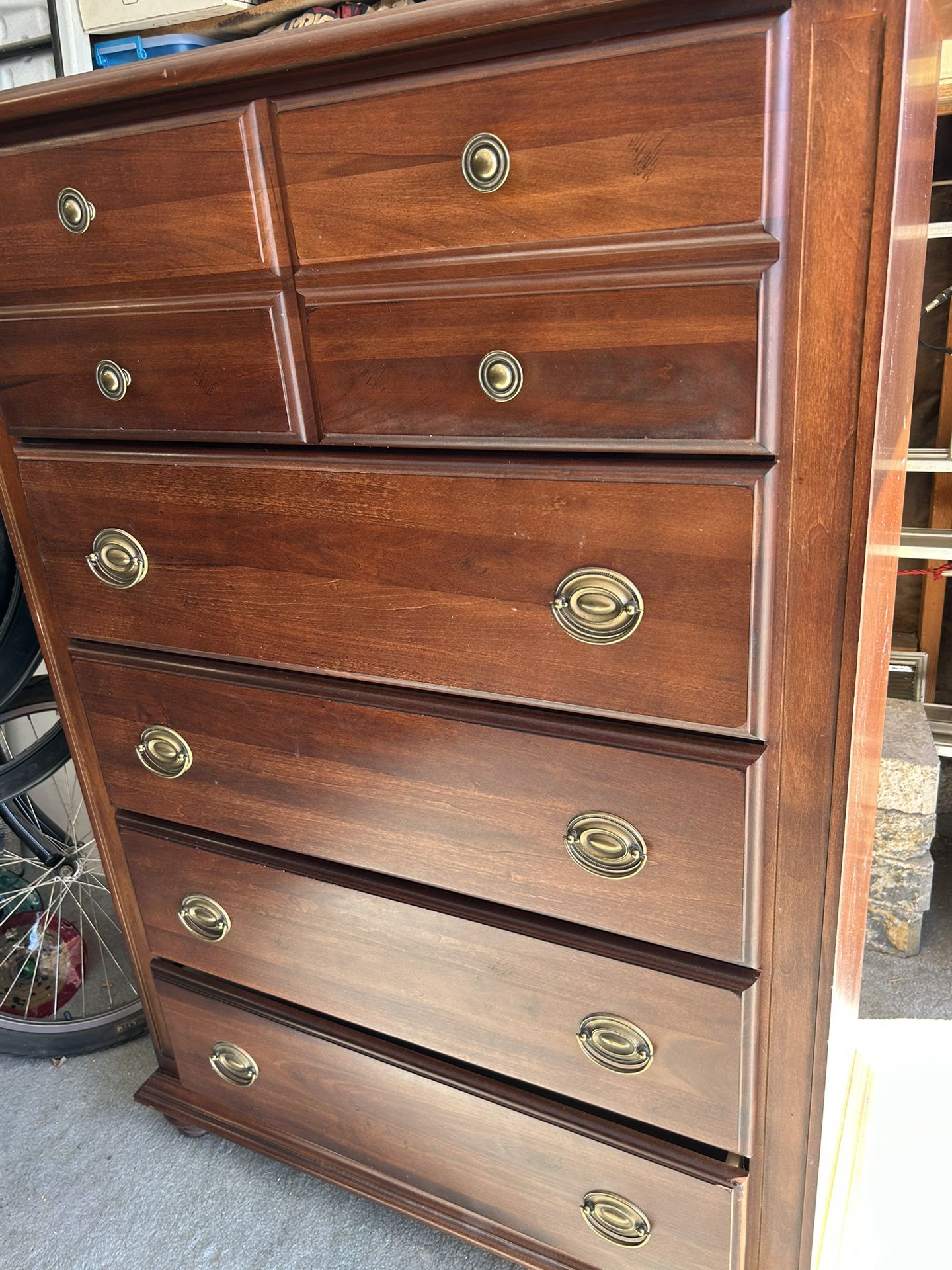 Queen Size Bedroom Set