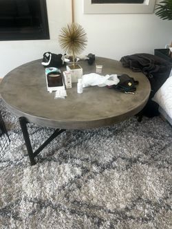 Couch set/concrete coffee table