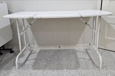 FREE Sewing machine work table