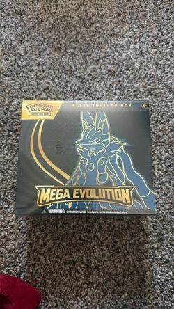 Lucario Pokémon Mega Evolution Elite Trainer Box