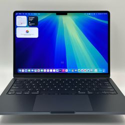 M2 MacBook Air 8GB 256GB