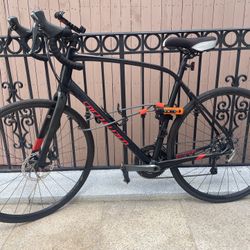 🚴 Specialized Diverge Road Bike - Recently Tuned & Upgraded - $750 (Cambridge/Somerville)