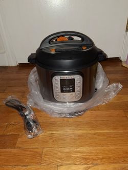 Instant Pot 6-Quart Electric Pressure Cooker - Stainless Steel/Black