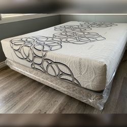 Queen Sky Comfort Cool Gel Memory Foam Mattress 