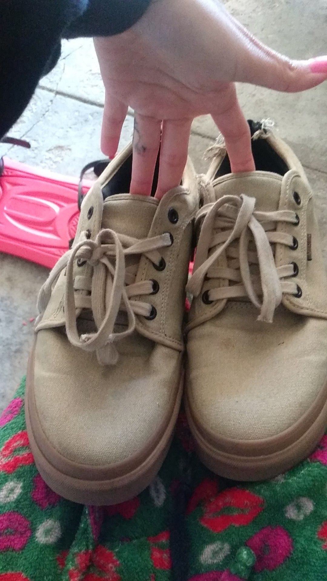 Vans size 9 1/2