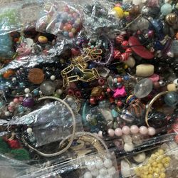 2 Pounds Vintage Jewelry/Beads Crafter’s Lot Destash