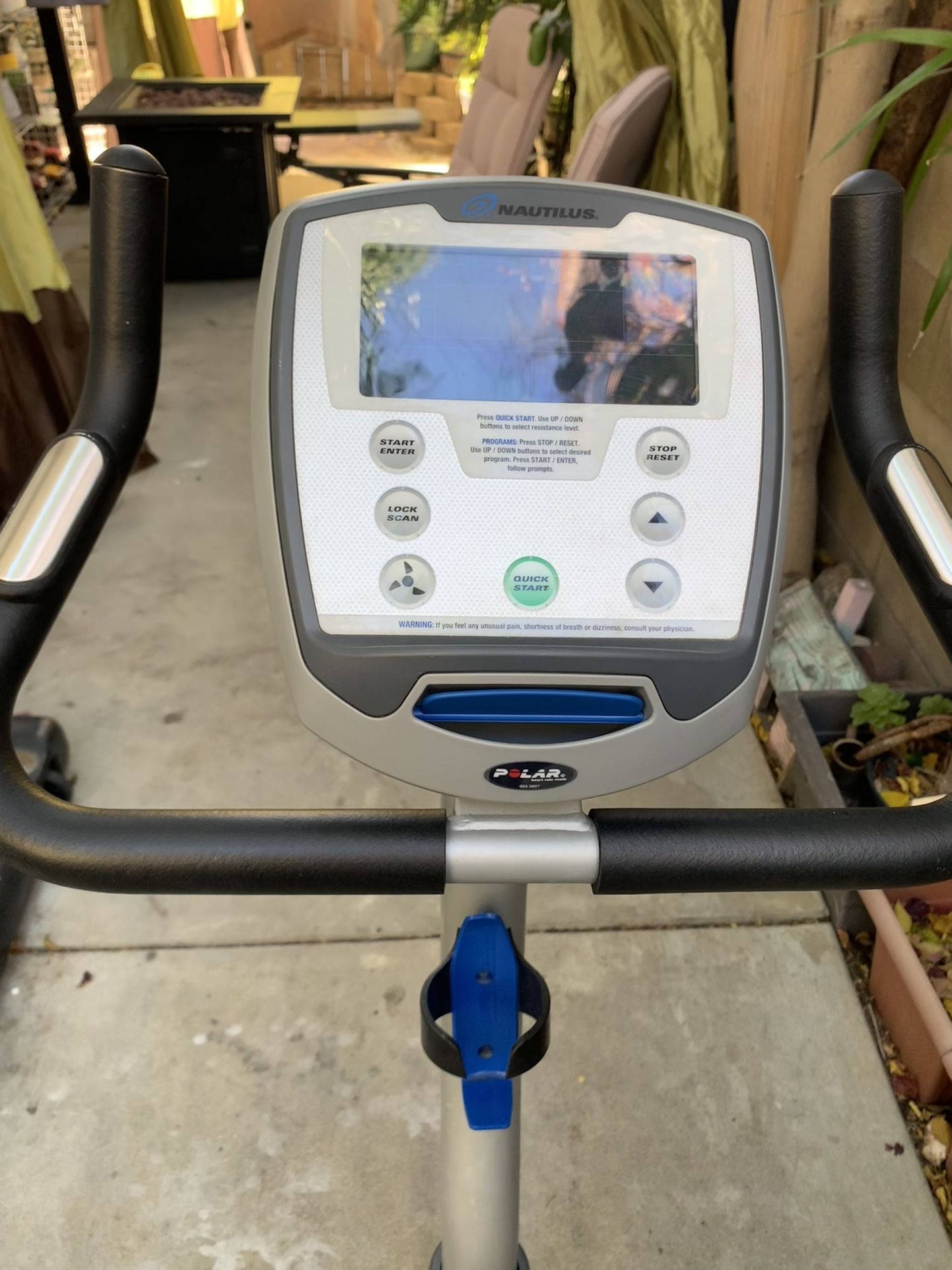 Nautilus U514 Upright Exercise Bike