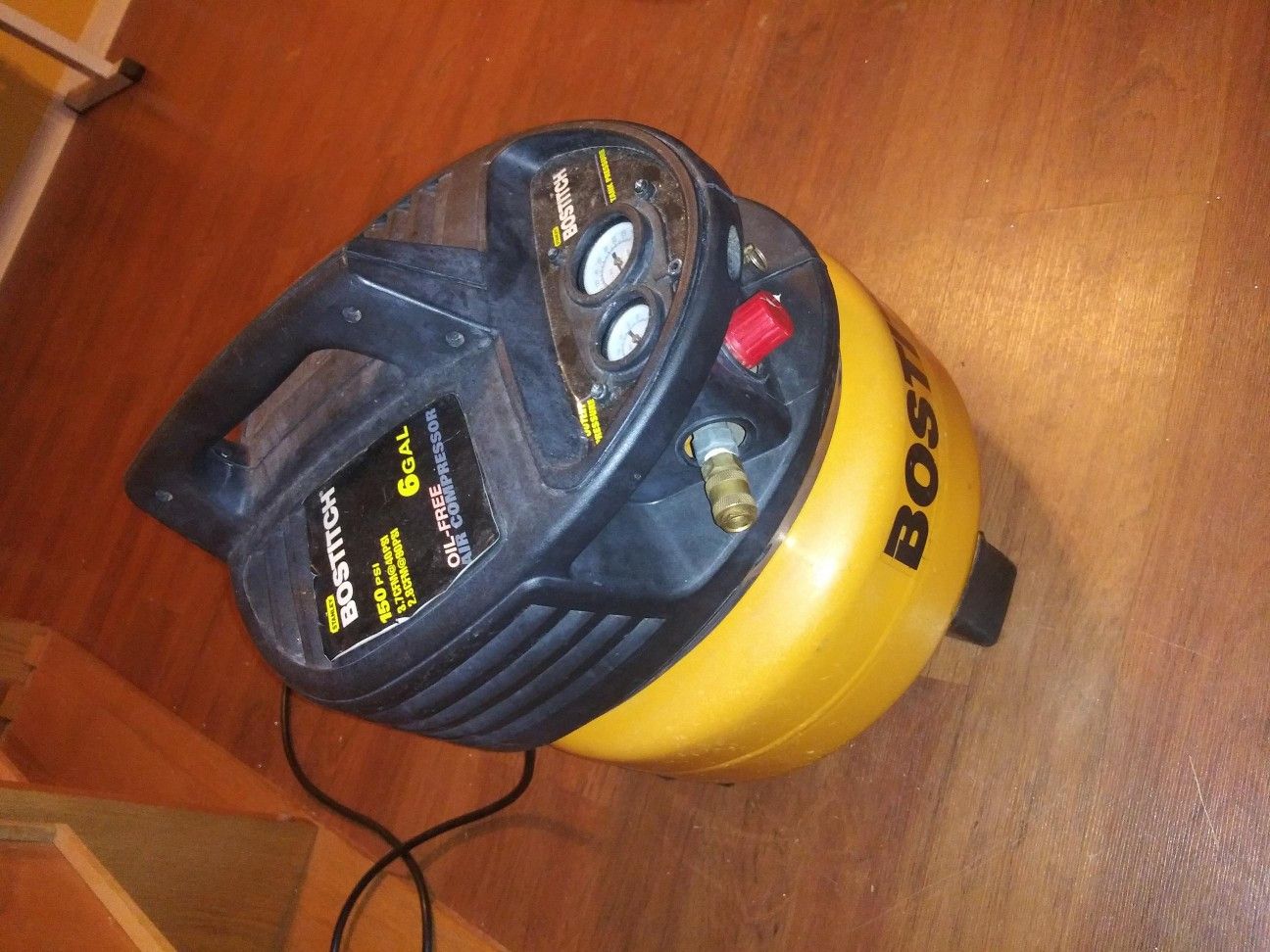 Air compressor
