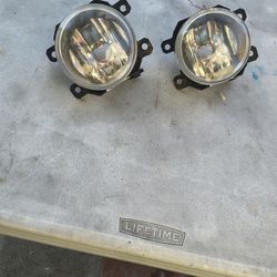Fog light housings