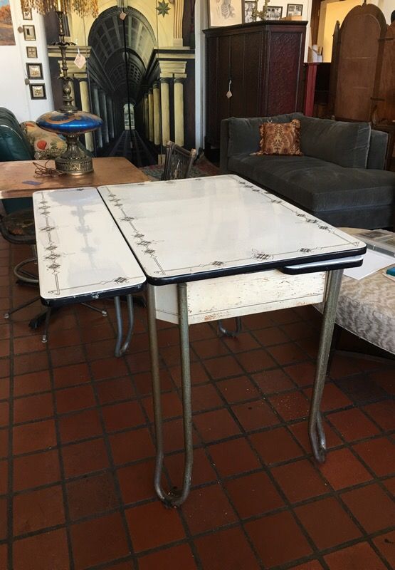 Vintage enamel drop leaf table for Sale in Morganton, NC - OfferUp