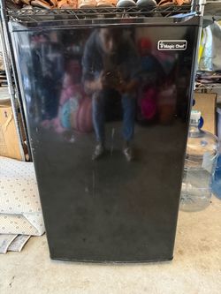 Magic chef mini fridge