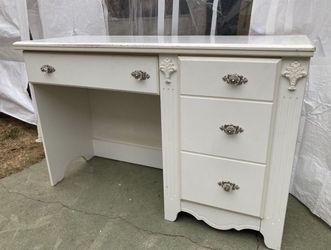 Vanity Desk