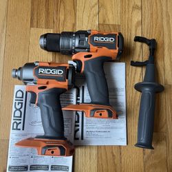 RIDGID 18V Brushless 1/2” Hammer Drill &  3-Speed 1/4 in. Impact Driver (Tool oy)