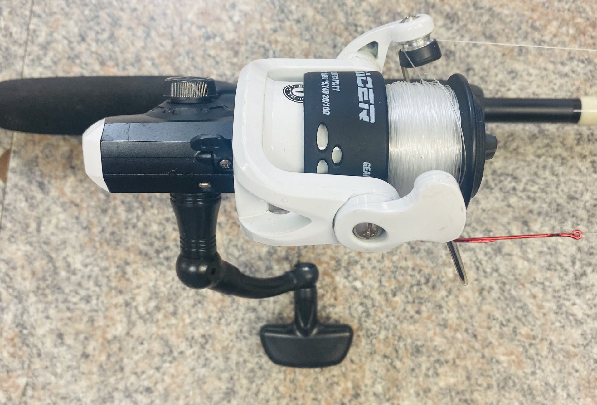 tsunami bracer fishing rod TSCS 701MH Classic Spinning Barrier is available from 7 Tsunami Bracer II Mini Spinning