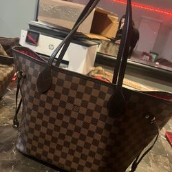 Authentic Louis Vuitton Never full MM 