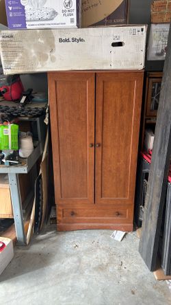 Cabinet armoire