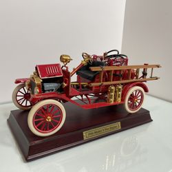 Franklin Mint - Ford Model T Fire Engine from 1916 in scale 1:16