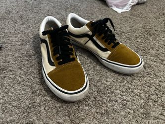 Vans Shoes – Men’s 10.5