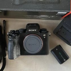 Sony Alpha ILCE-9M2 24.2MP Mirrorless Interchangeable Lens Camera - Black
